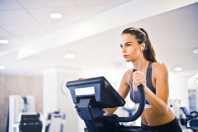 Strength Training vs. Cardio for Weight Loss