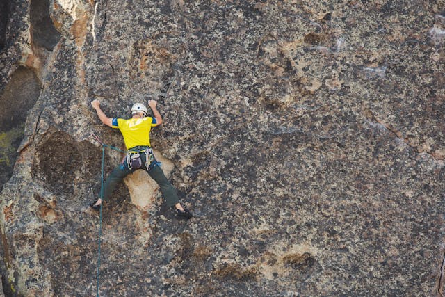 Building Strength: Weightlifting and Rock Climbing